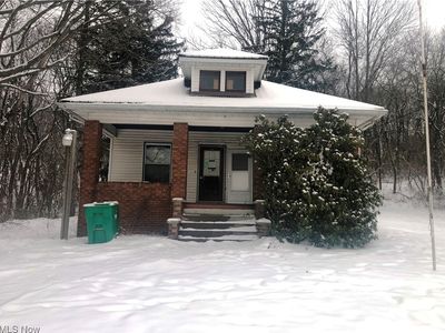 1907 6th St, New Cumberland, WV, 26047