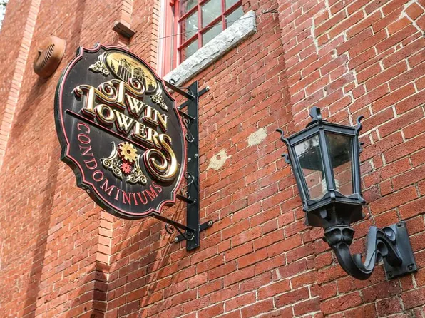470 Silver St APT 105, Manchester, NH 03103