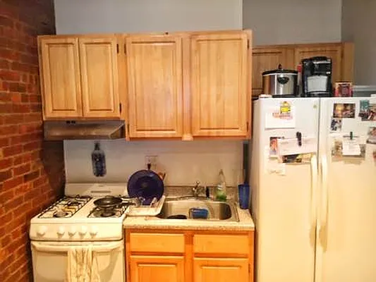 Rented by Friedman Roth Realty | media 20