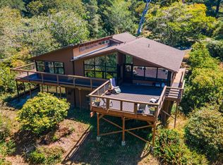 705 Ohio Ave NE, Bandon, OR 97411