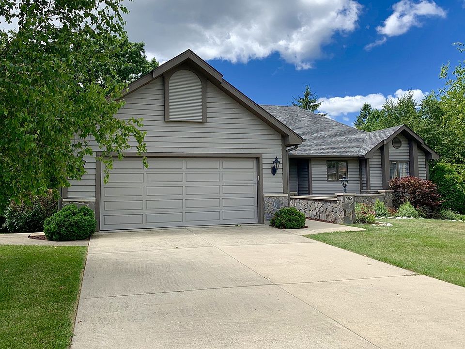 1st image of 608 Edelweiss Dr