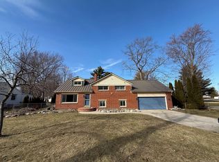 3288 Metcalf Rd, Lakeport, MI 48059
