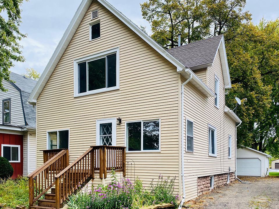 1st image of 143 Marys Ave