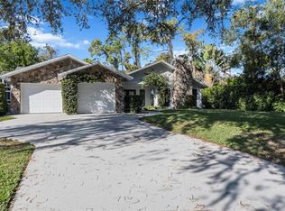 6161 Waxmyrtle Way, Naples, FL 34109