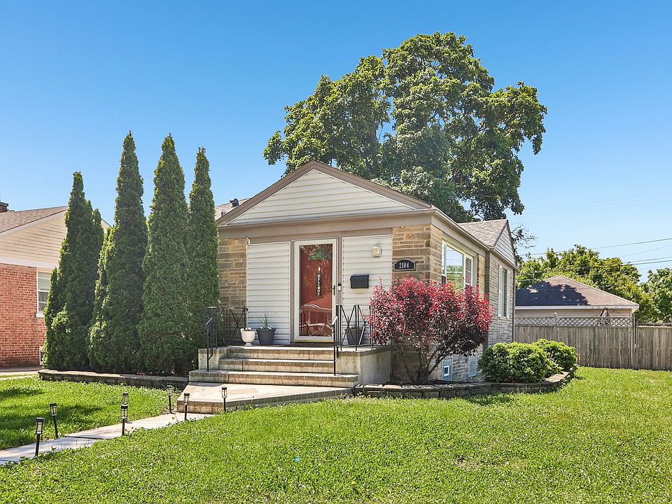 1st image of 2104 Portsmouth Ave