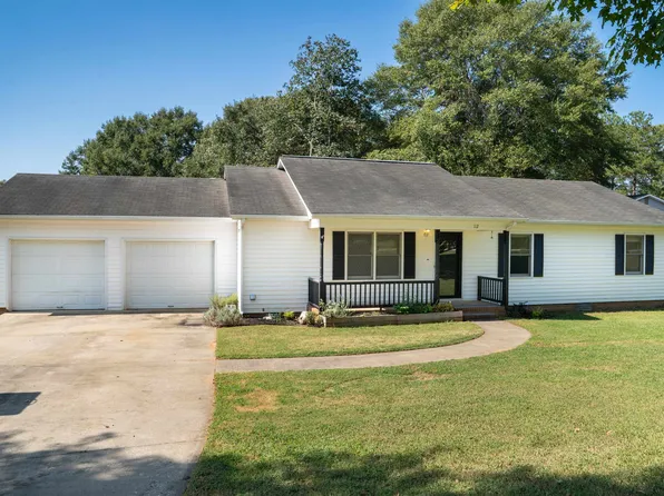 112 Wells Dr, Boiling Springs, SC 29316