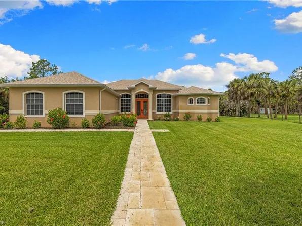 385 13th ST SW, NAPLES, FL 34117