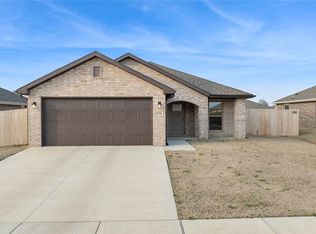 1710 Ferguson St, Pea Ridge, AR 72751