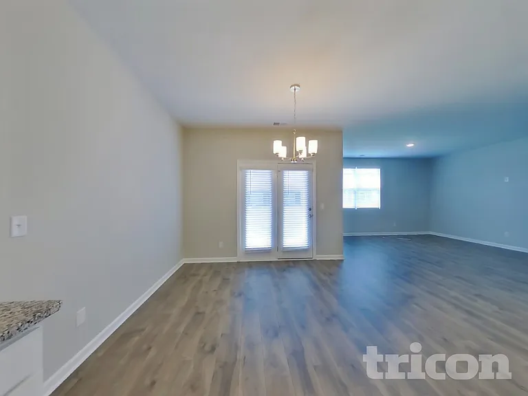 2028 Tate Farm Ln — Photo 4
