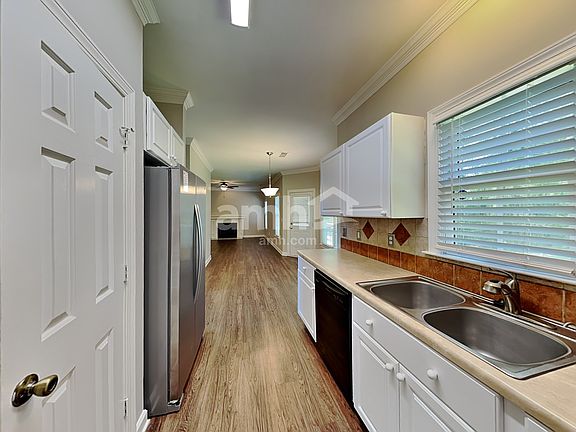 3rd image of 7005 Bevington Woods Ln