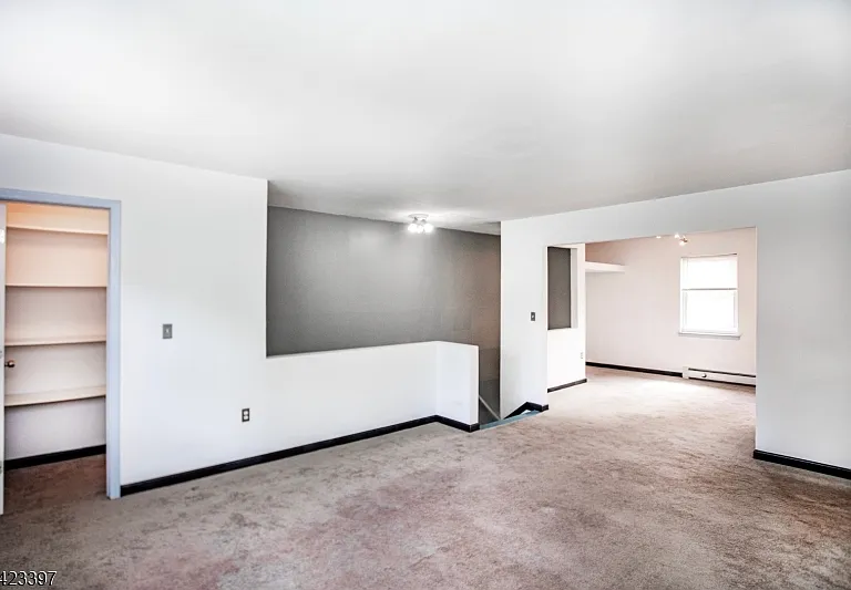 1130 Valley Rd #2B — Photo 6