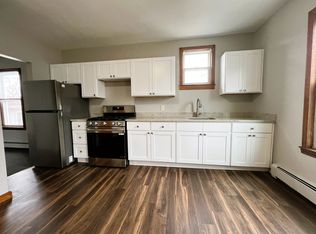 44 Summit St, Woonsocket, RI 02895