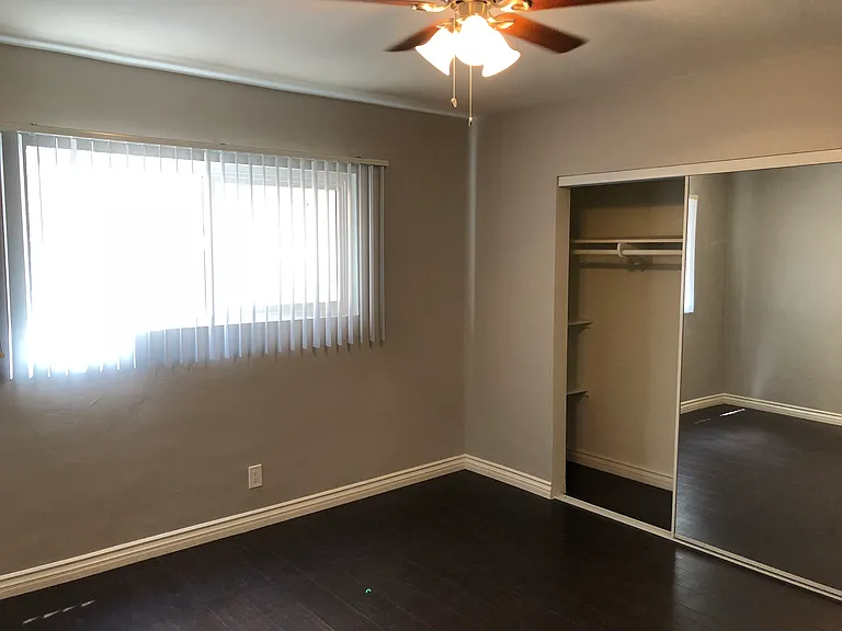 822 N Mariposa Ave — Photo 12