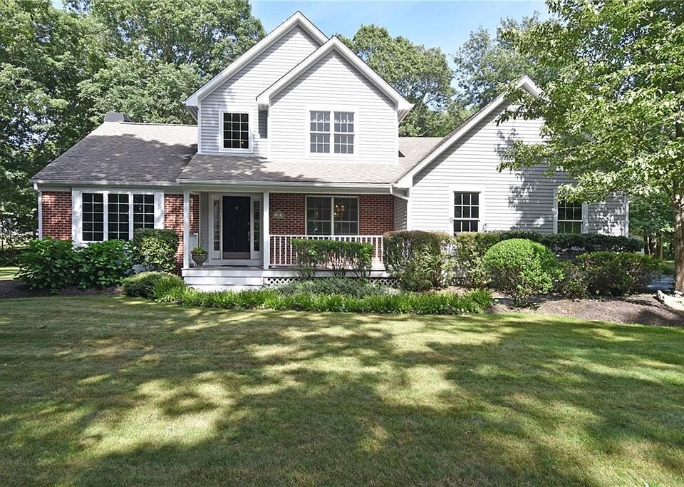 1st image of 18 Ilex Ct N