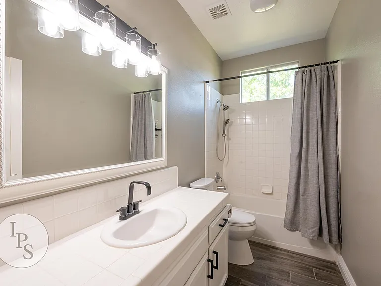 4797 W Oswego Ave — Photo 20