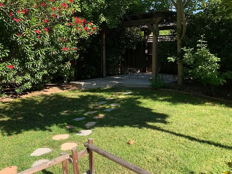 681 Rock Island Cir — Photo 4