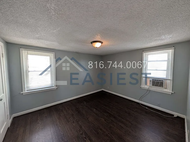 5513 Wabash Ave — Photo 11