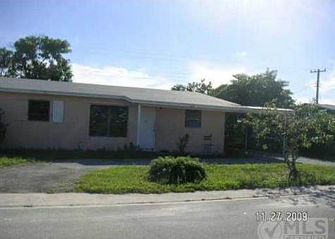 2nd image of 1129 W 23rd St