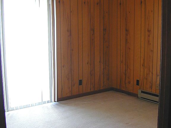 5th image of 411 Brookhaven Dr APT 17
