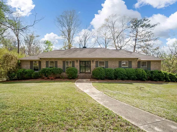 3857 Valley Head Rd, Mountain Brk, AL 35223