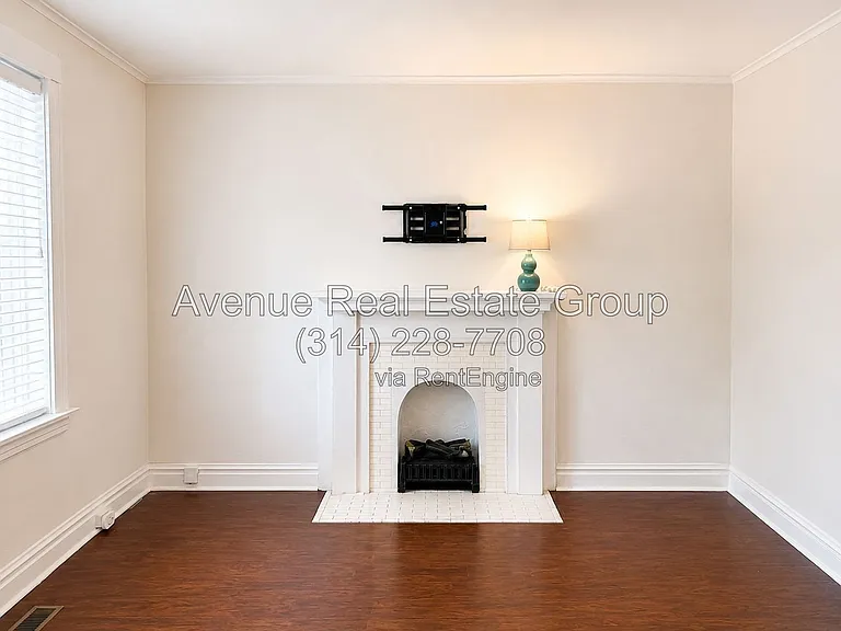 4935 Loughborough Ave — Photo 2