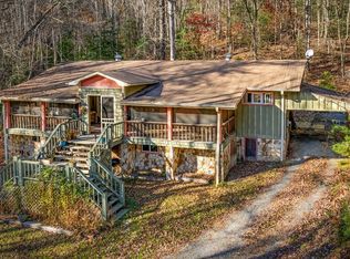 208 Bullen Gap Rd, Blue Ridge, GA 30513