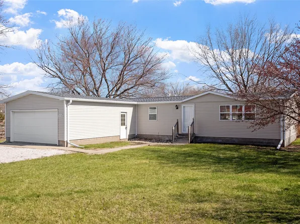 225 Haws Dr, Ogden, IA 50212