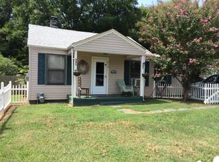 610 E 1st St, Lexington, NC 27292