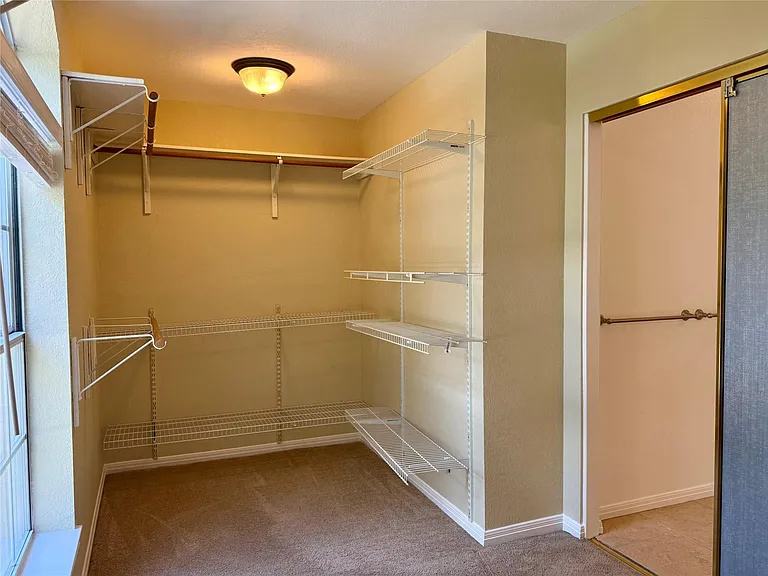 11112 Marden Ln — Photo 19