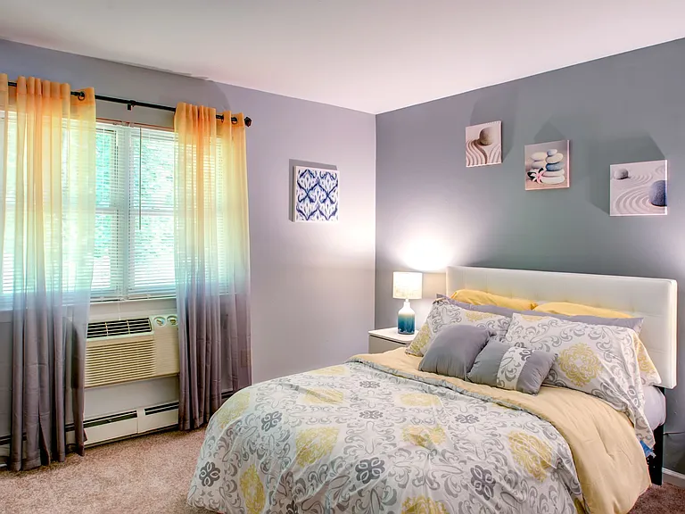 Pointe Breeze Apartments LLC — Photo 7