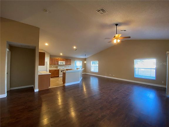 5th image of 719 Delancey Dr