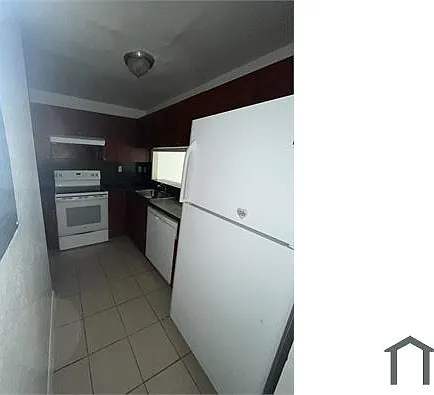 2285 NW 136th Ter — Photo 5