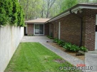 30 Coco Way, Waynesville, NC 28786