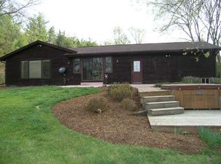 1125 S Utica Rd, Summit, WI 53066