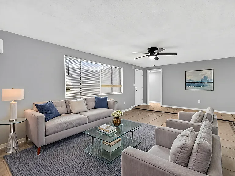 4031 Grayton Dr — Photo 4