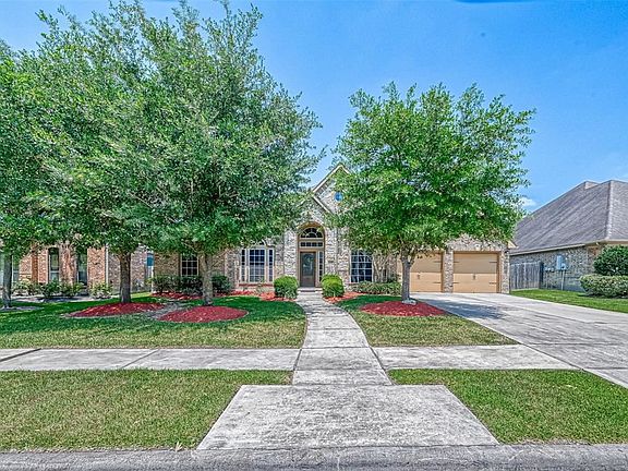 3rd image of 14306 Wildwood Springs Ln