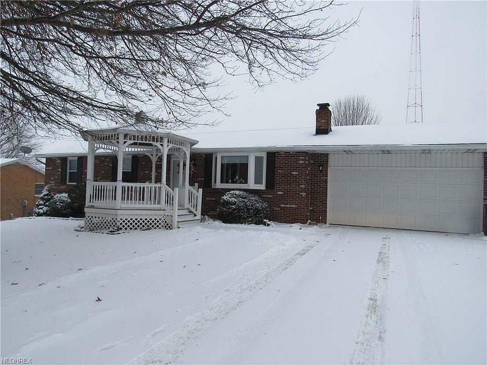 1st image of 3231 Crestview Dr