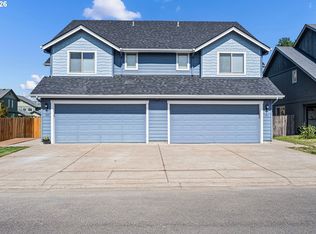 789 Whitham Way, Harrisburg, OR 97446