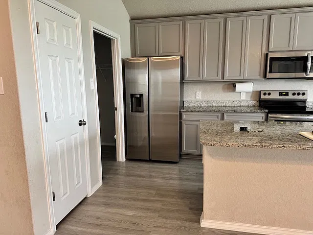 3 bed, 1458 sqft, $1,625 — Photo 3