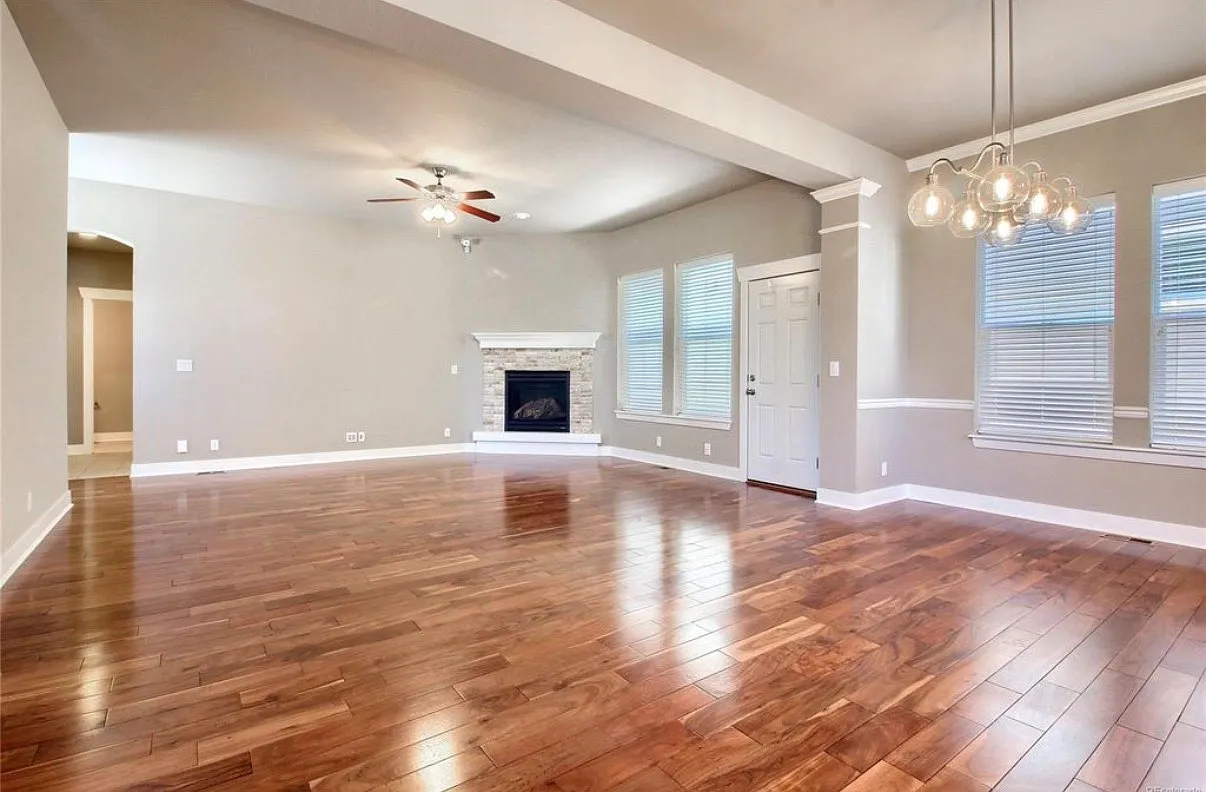 4 bed, 2892 sqft, $4,600 — Photo 4