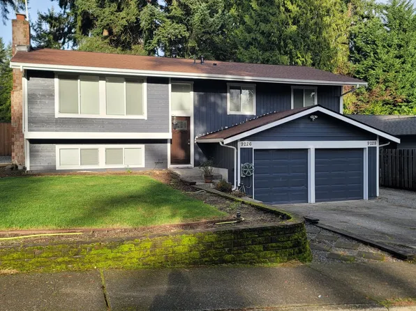 9226 NE 133rd St, Kirkland, WA 98034