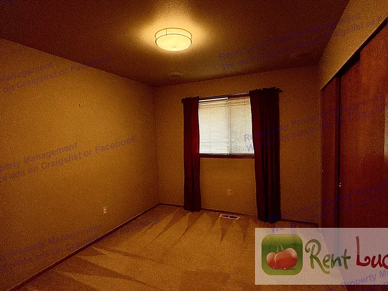 5216 Ridge Dr NE — Photo 33