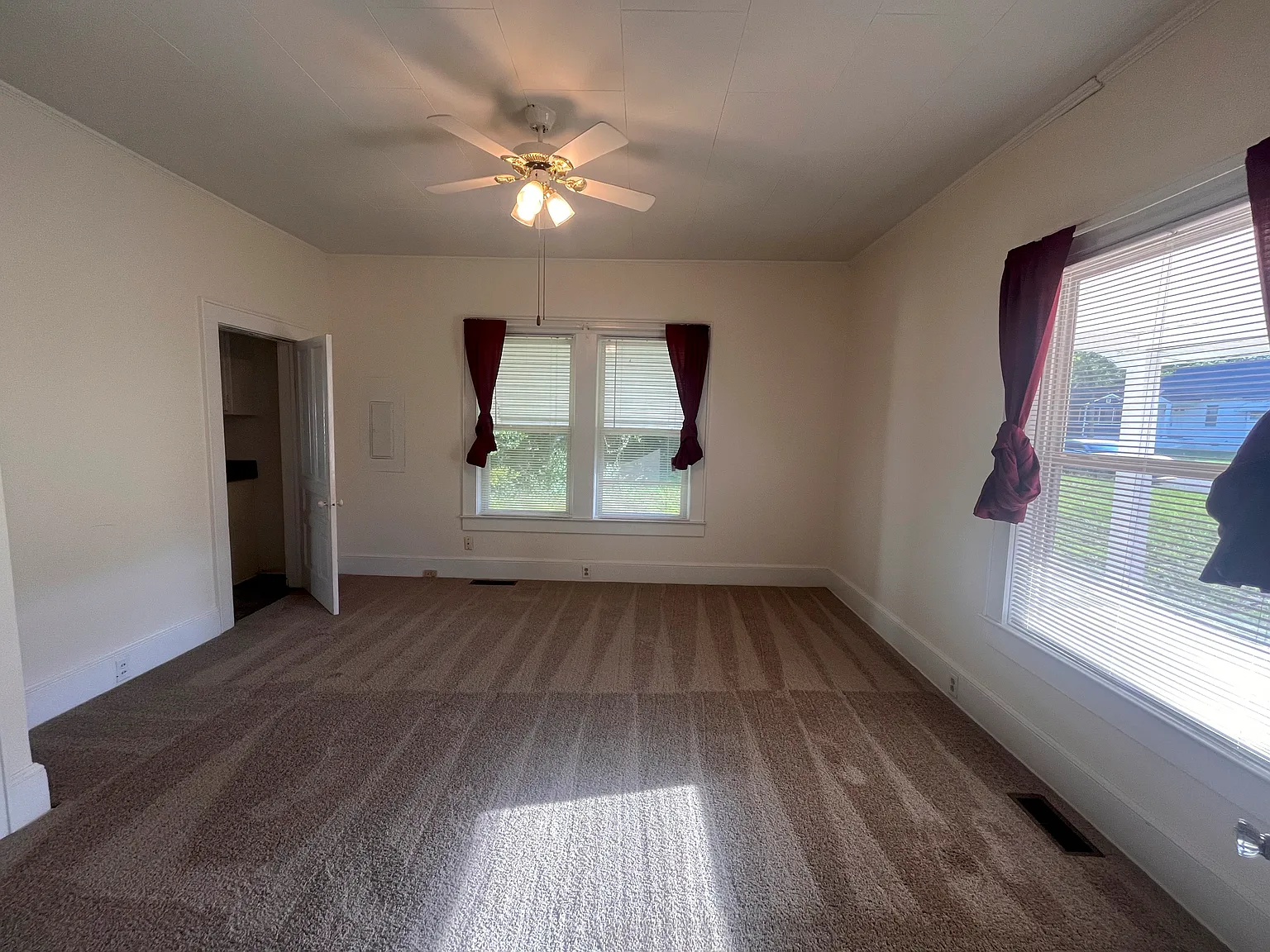 2 bed, 1628 sqft, $1,600 — Photo 3