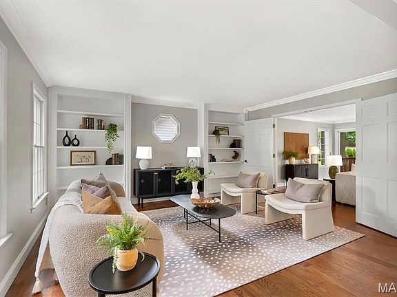 5th image of 15355 Highcroft Dr