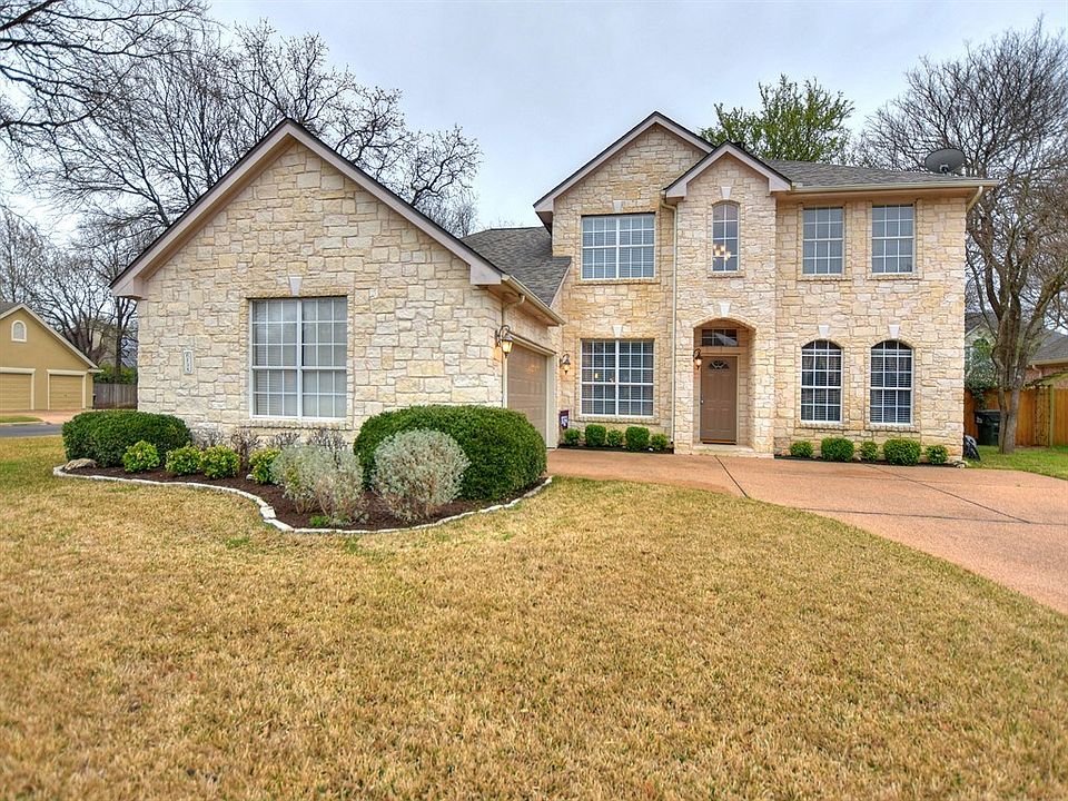 1st image of 135 Brentwood Dr