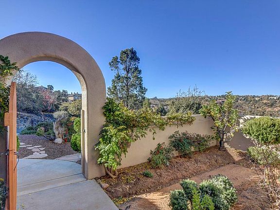 5th image of 2419 Desert Willow Dr
