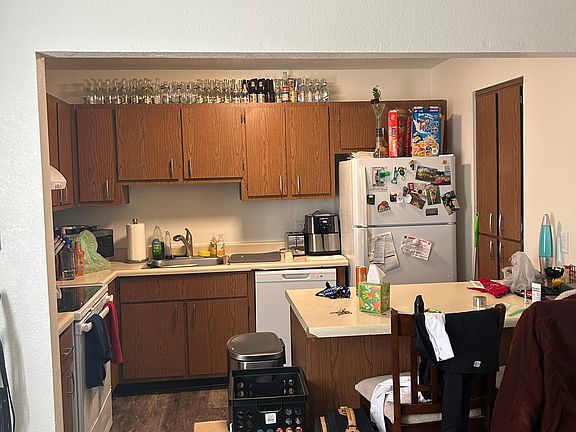 3rd image of 1200 Riordan Ranch Rd #49