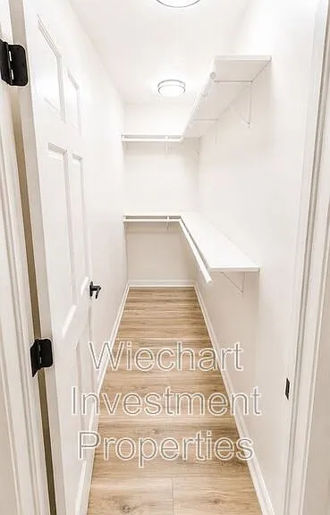 232 N Cherry St — Photo 12