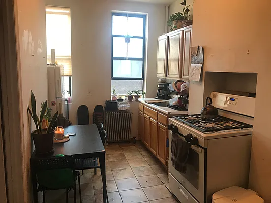 Rented by MySpaceNYC | media 19