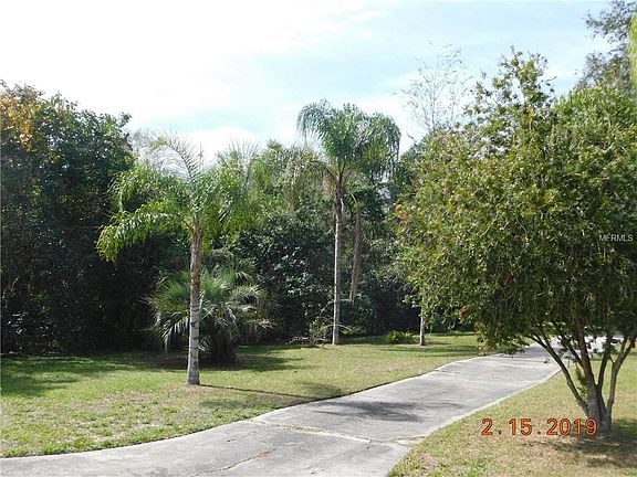 3rd image of 2016 Grandview Ave N